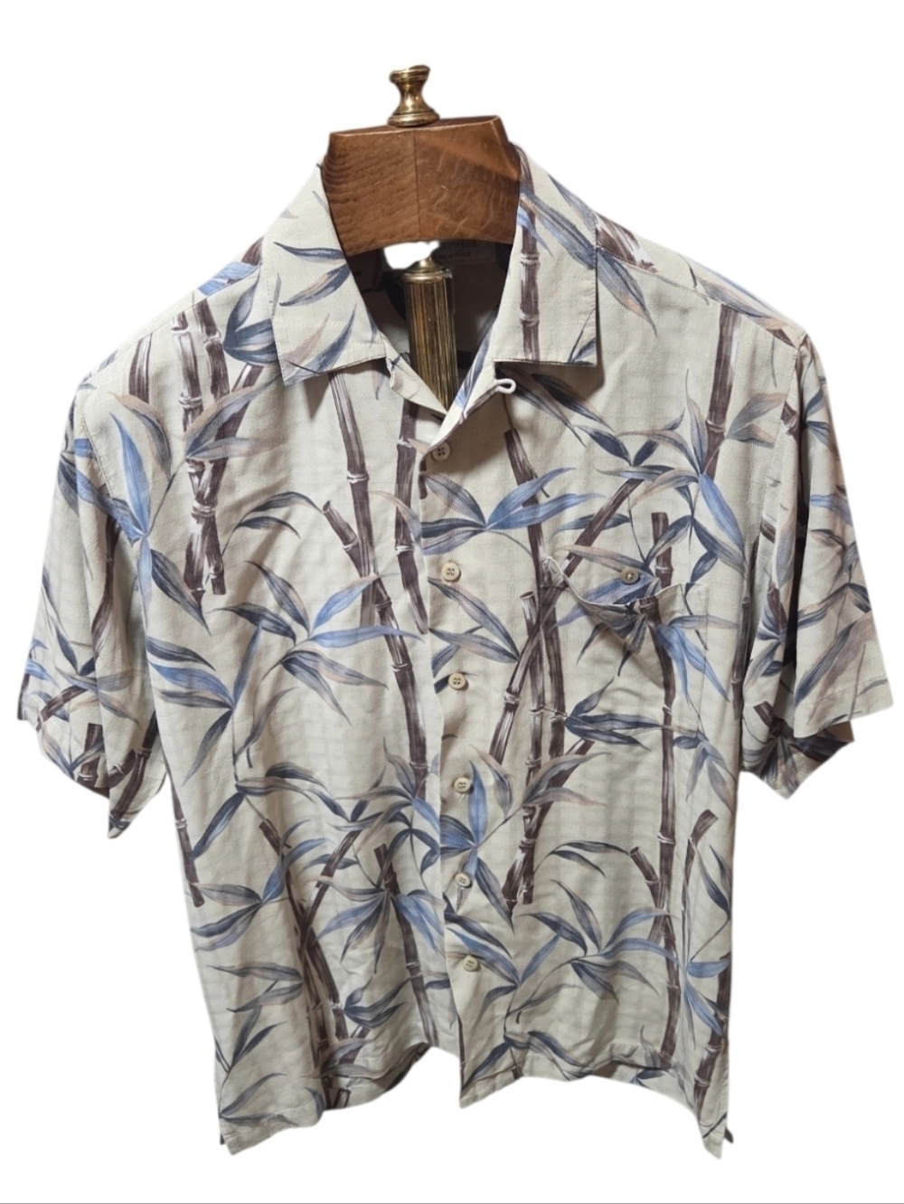 Island Republic Men's Bamboo Silk Hawaiian Short Sleeve Button Down Shirt Medium